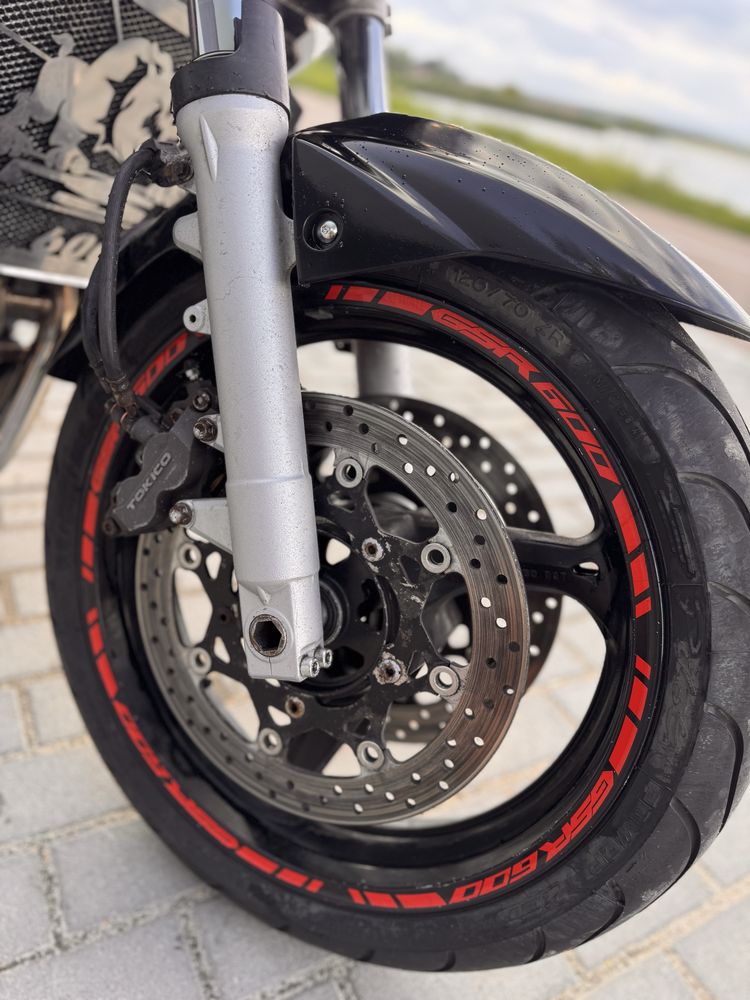 Suzuki gsr600 2006 сузукі джіесер привезений з англії на документах