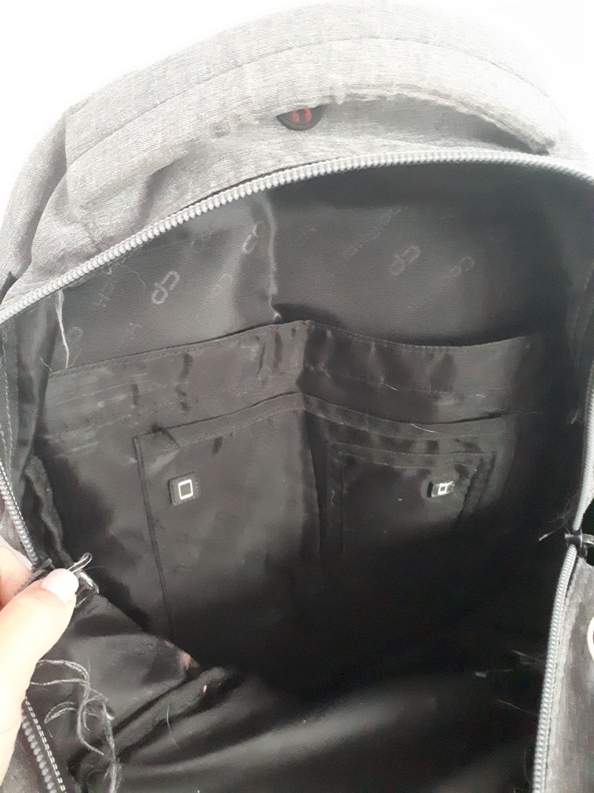 Plecak CoolPack z naszywkami