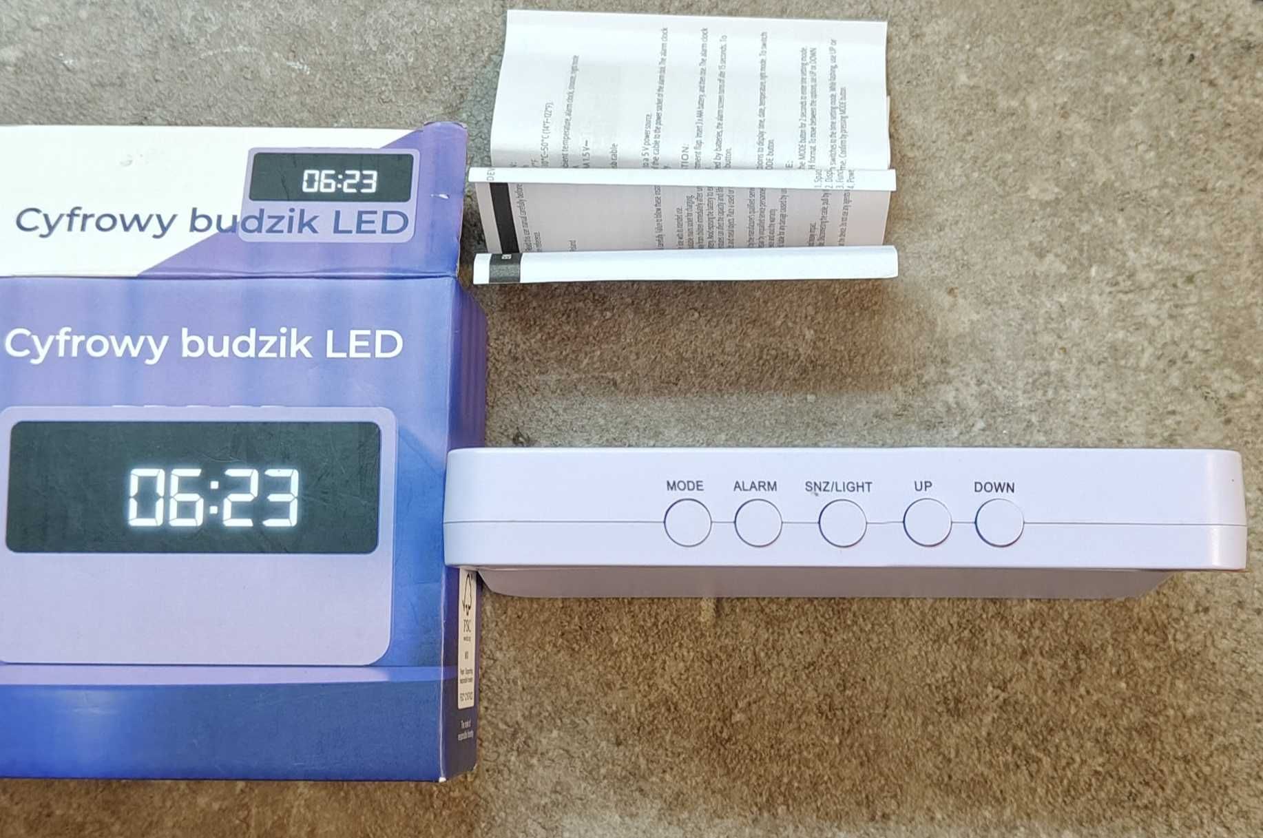 Zegarek budzik zegar cyfrowy LED mały rozmiar data temperatura