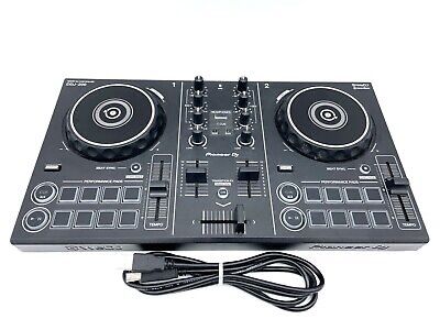 Контролер Pioneer DDJ-200