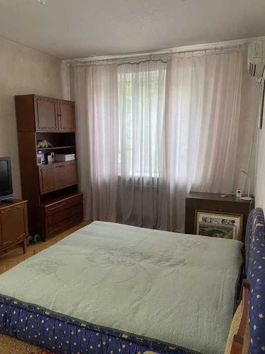 Продам 3к СТАЛИНКУ! м. Научная, Крымская 6. Ж/Б