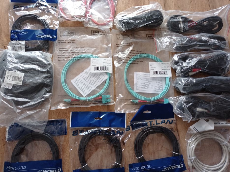 Zestaw 36 elementów optyka komputer sieć gsm