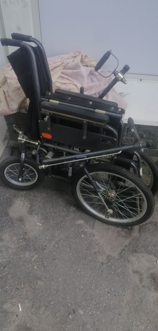 Инвалидное кресло новое