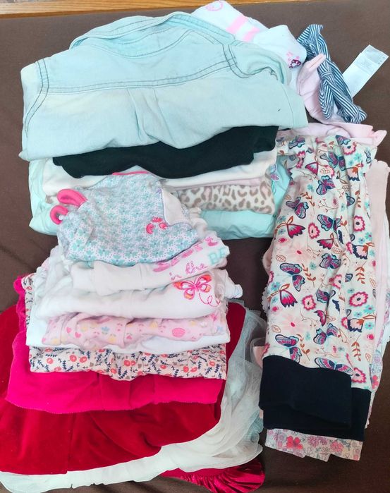 Ubranka niemowlęce dla dziewczynki zestaw paka 6-9 miesięcy 62 / 68