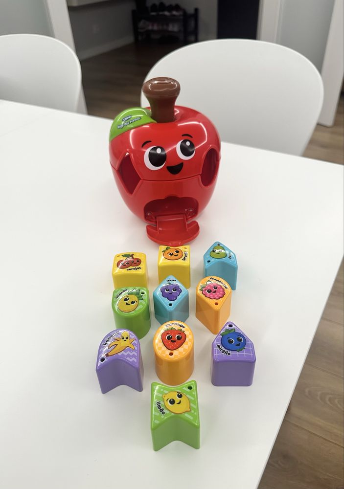 Brinquedo Maçã das Formas VTech
