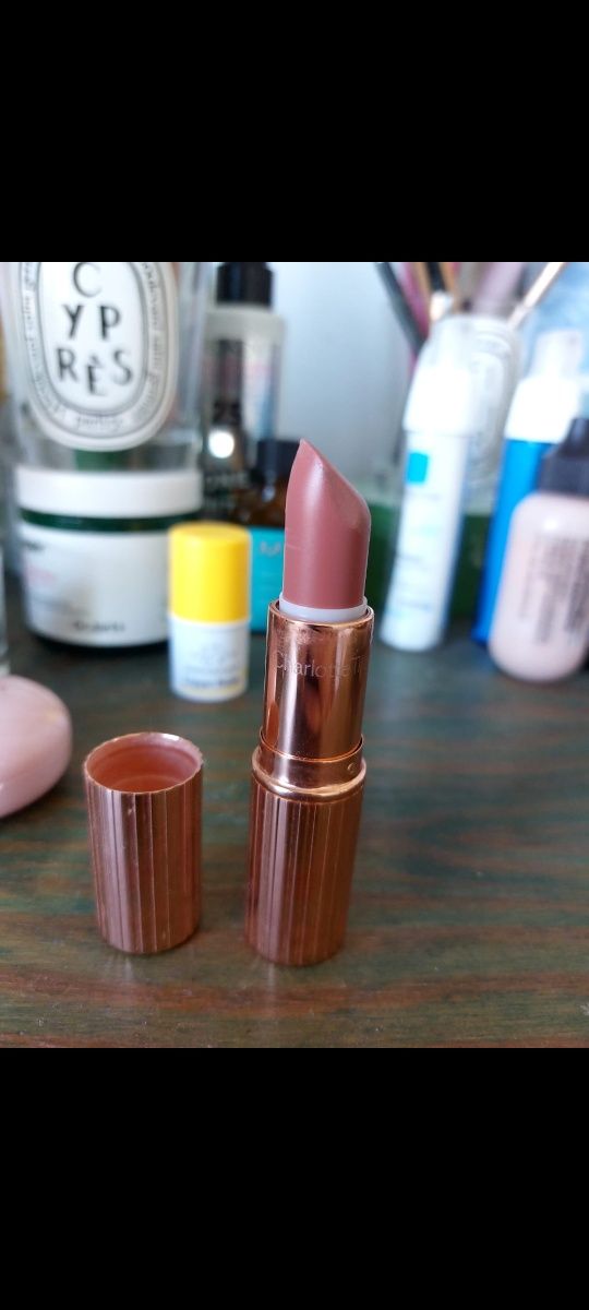 Charlotte Tilbury Pillow Talk Lipstick