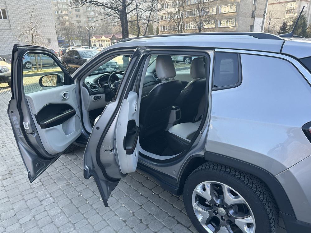 Jeep Compass  Limited 2020