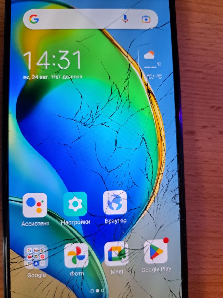 ZTE blade v40s  под замену дисплея