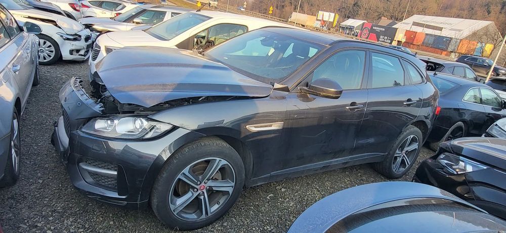 Jaguar F-Pace 2.0d 180kM 2019 rok AWD 4x4 Automat r-sport