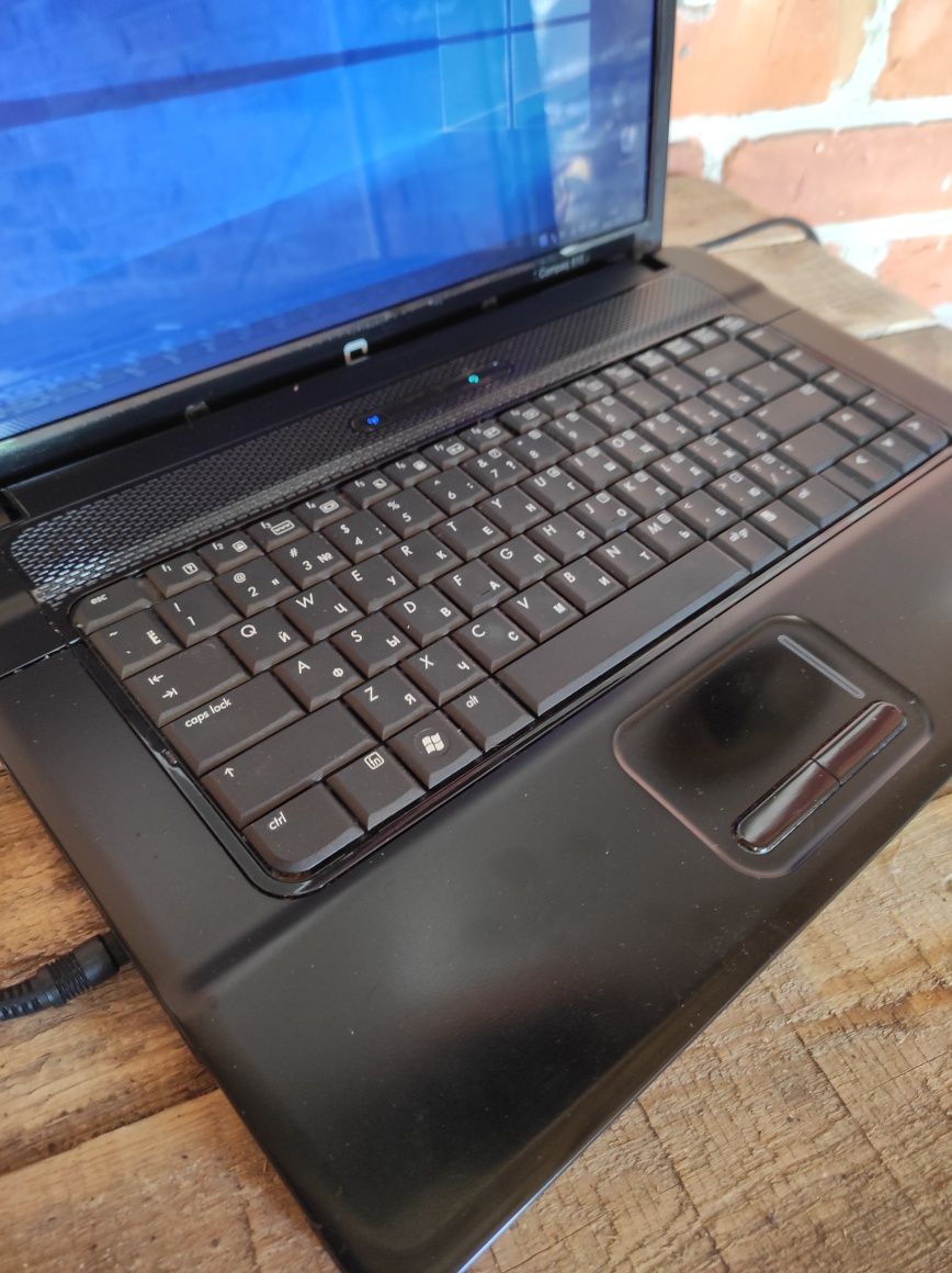 Ноутбук HP Compaq 610 Intel C2D T7500/4gb ddr2/SSD 120Gb