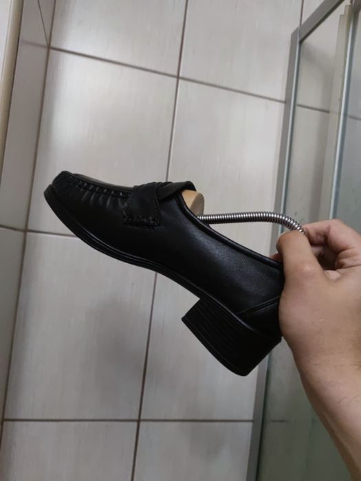 buty damskie 39 Ajas czółenka mokasyny obuwie czarne 39 But skórzane c
