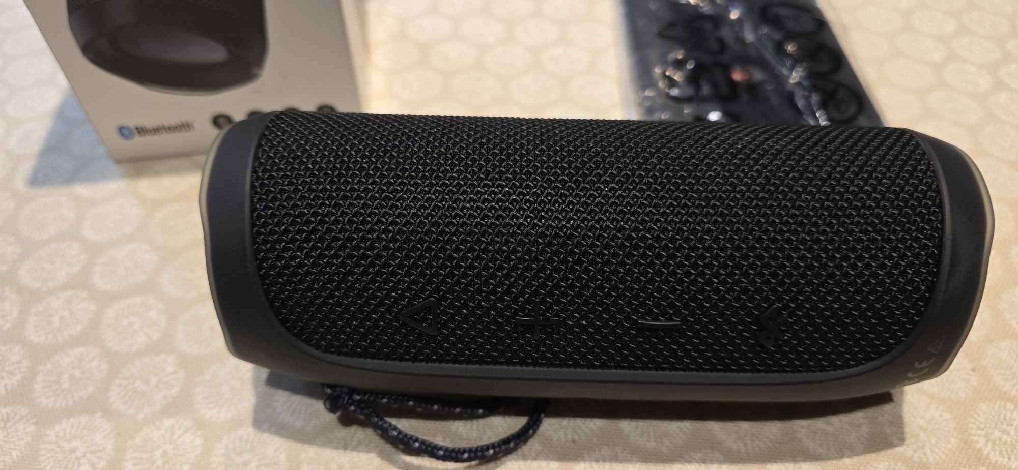 Jbl flip 4  nova