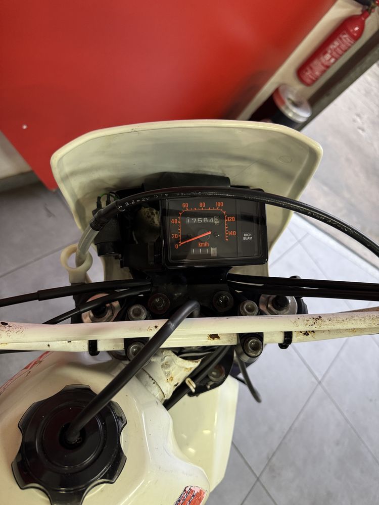 Honda XR 250 R usada 1995