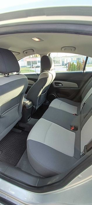 Chevrolet Cruze 1.8 benzyna + LPG - 2010 r, 215 tys