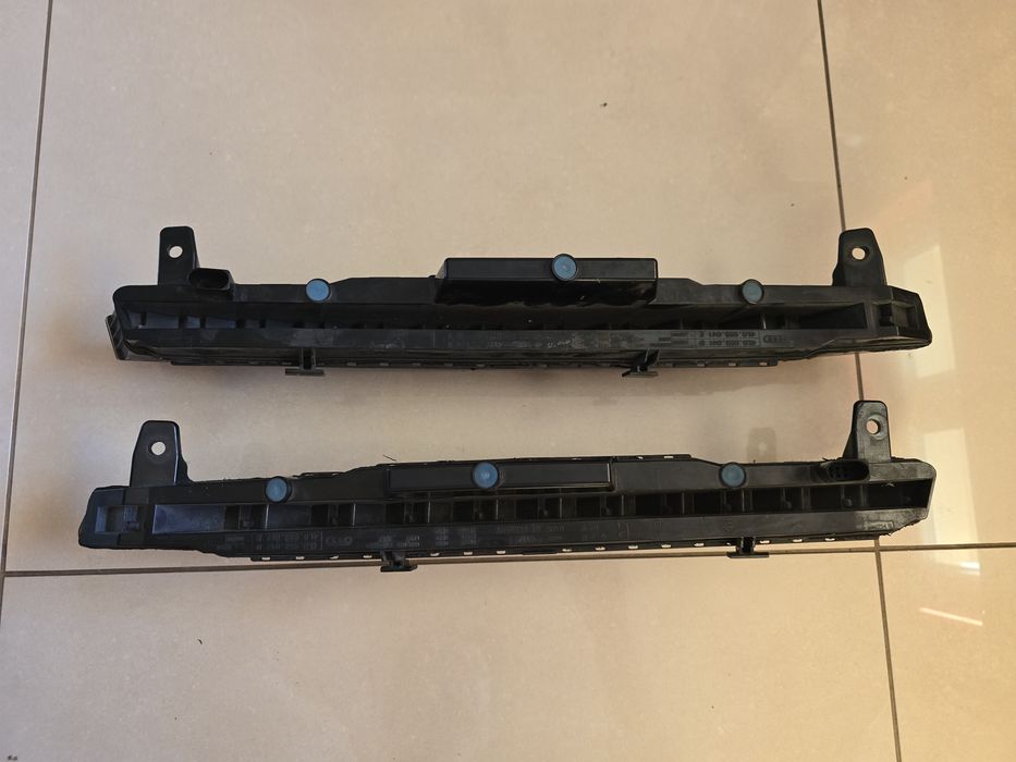 Kierunkowskazy lewy i prawy do audi Q7