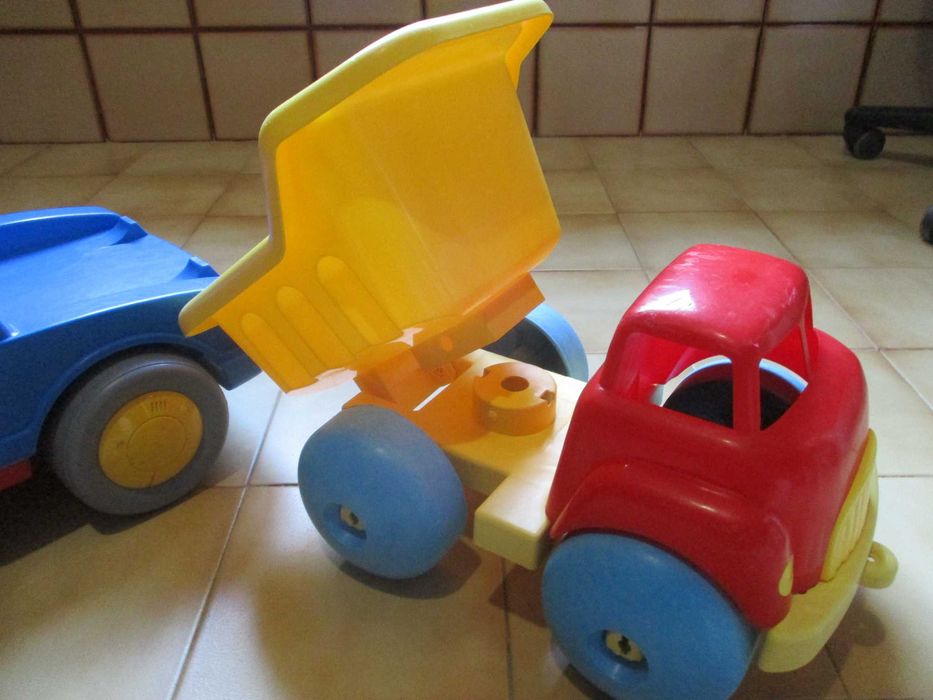 Brinquedo grande em PVC Camião