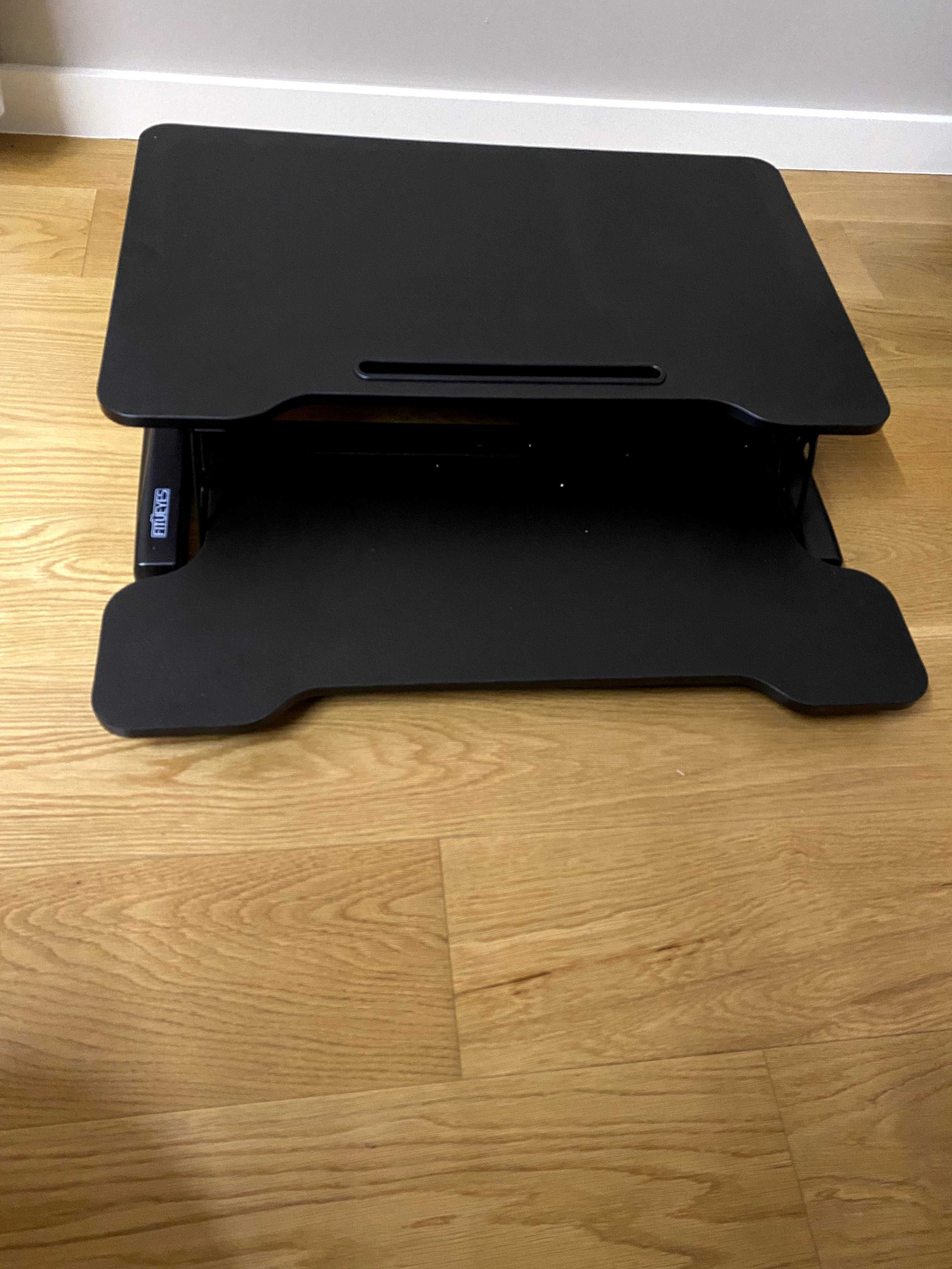 Standing Desk; Apoio elevatório para escritório
