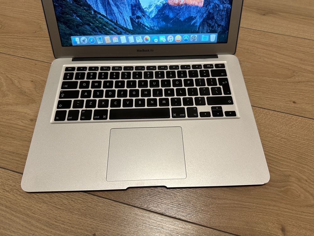 MacBook Air 13” 8/128 GB w bardzo fajnym stanie!