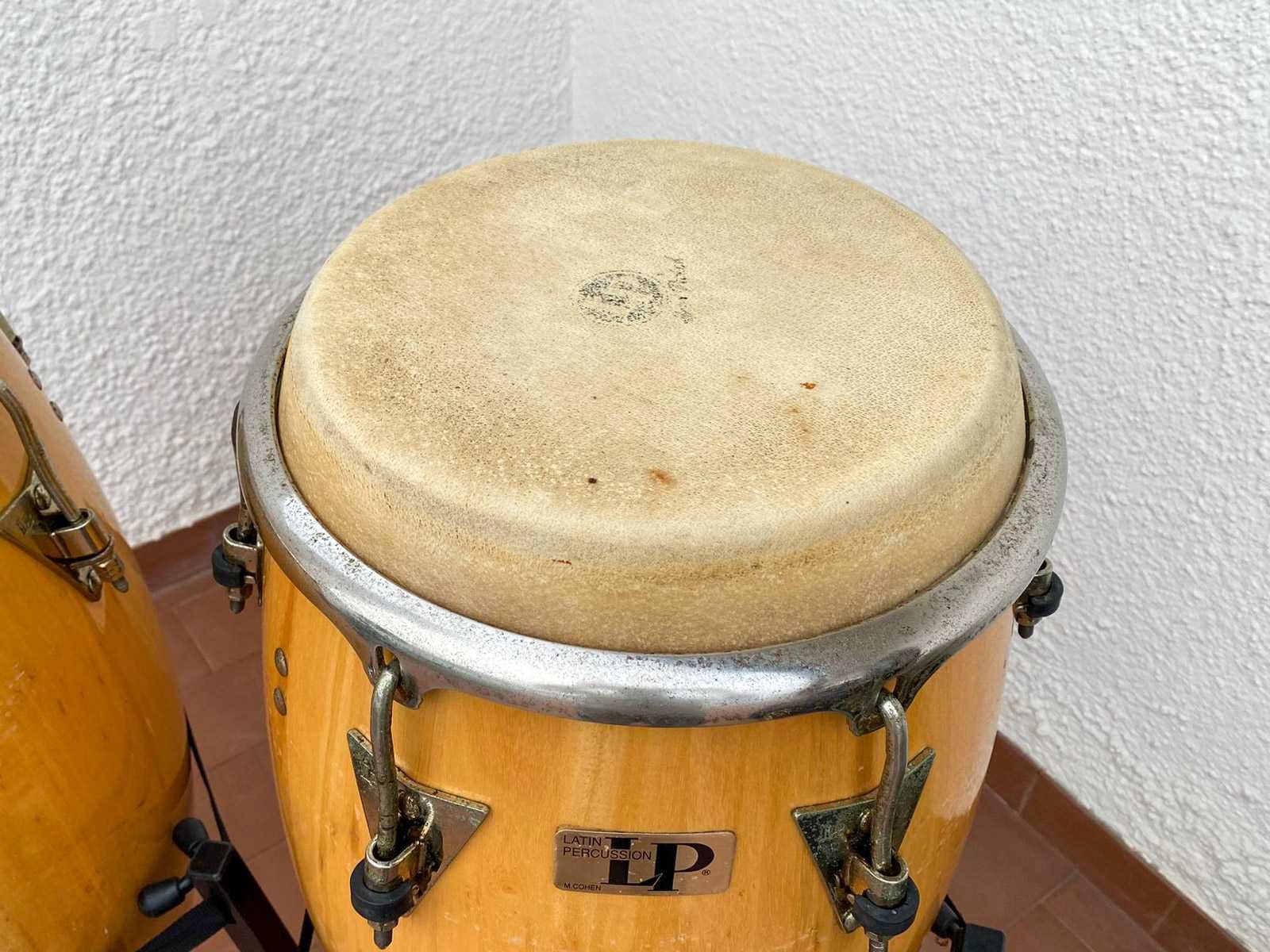 Congas LP Classic Model M.Cohen + tripes ajustáveis Pearl + saco conga