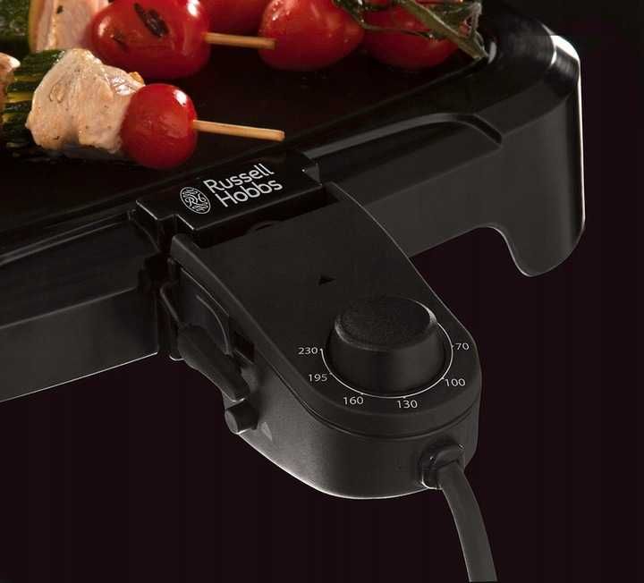 Tradycyjny grill elektryczny Russell Hobbs  czarny 1500 W