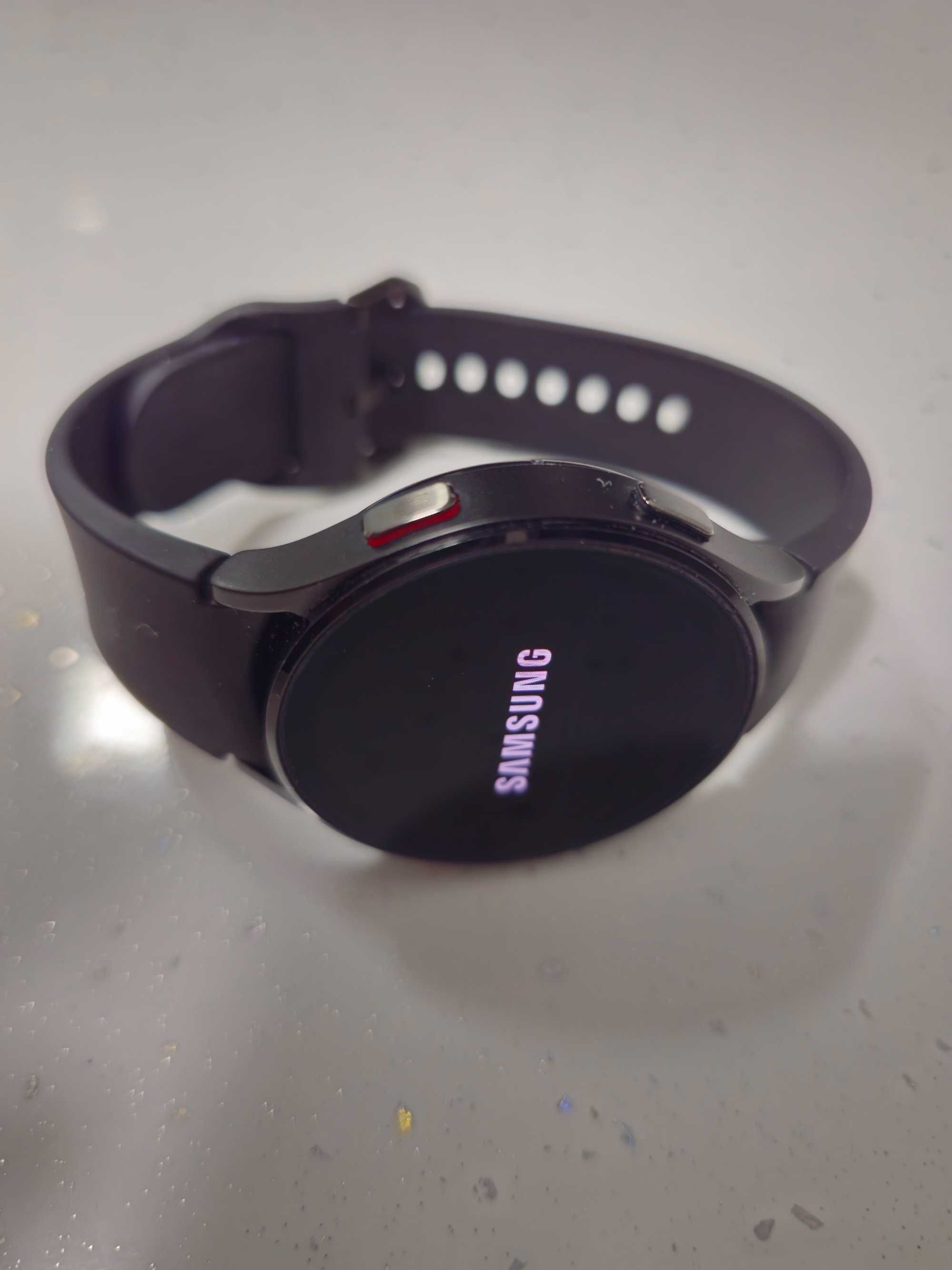 Годинник Samsung Galaxy Watch 4 eSIM 44mm
