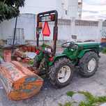 Trator articulado Ferrari