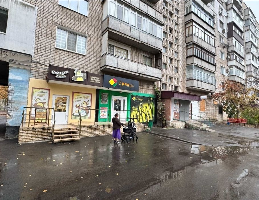 Корабельный р-н аренда помещения Корабелов 12 ,13м 5000грн