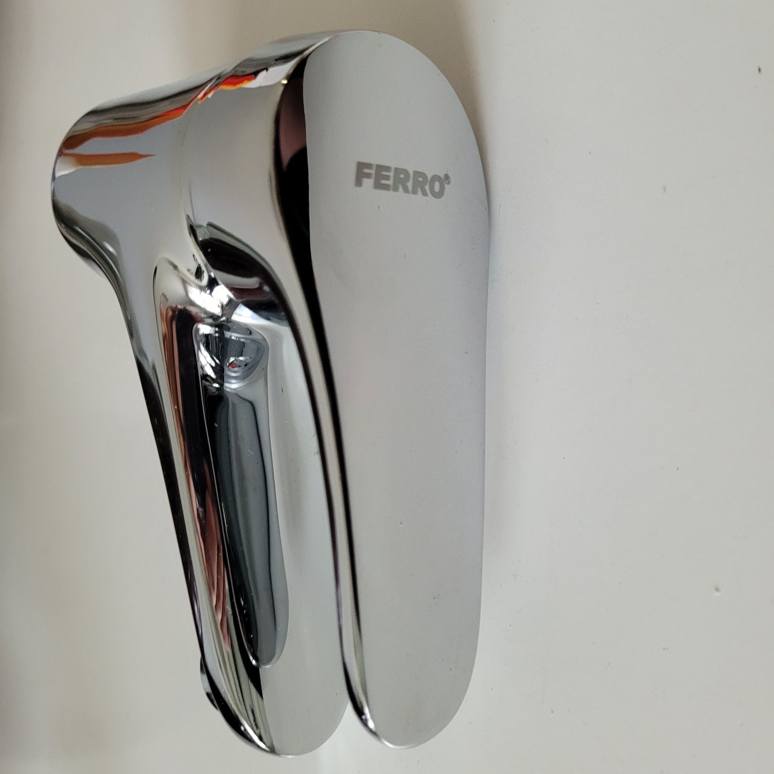Bateria umywalkowa Ferro Nowa