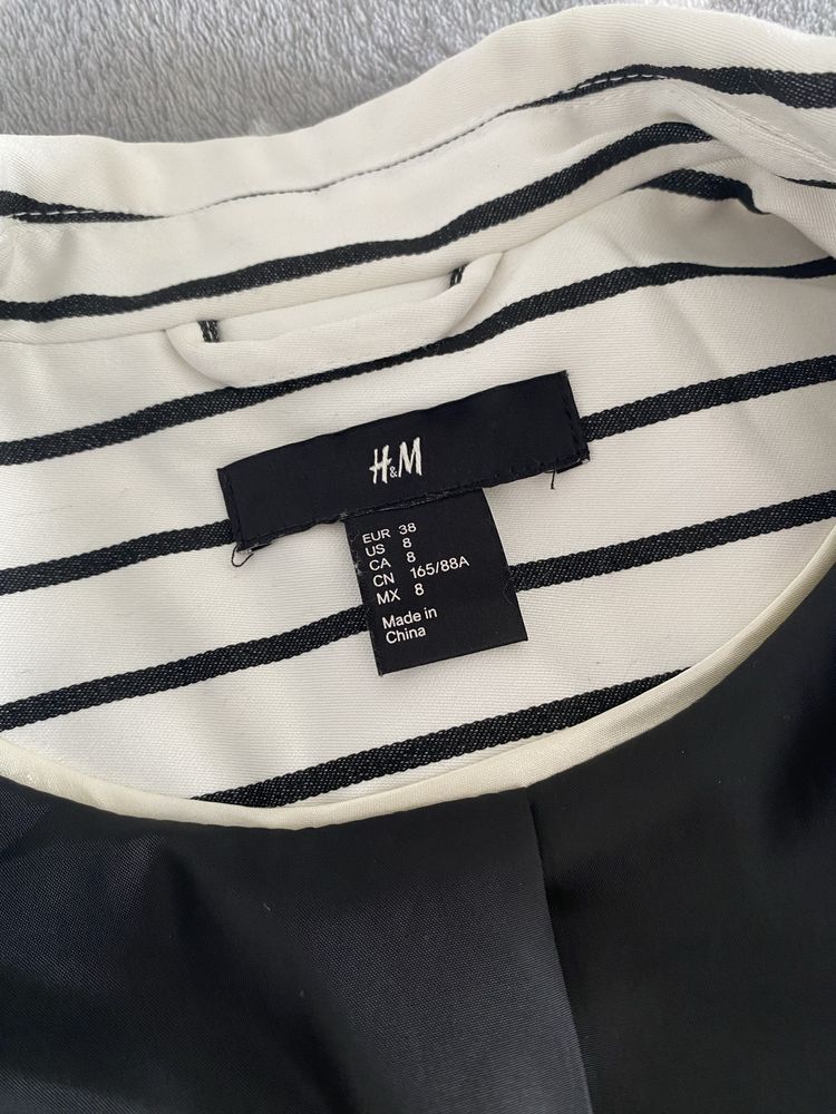 Подовжений піджак у смужку H&M