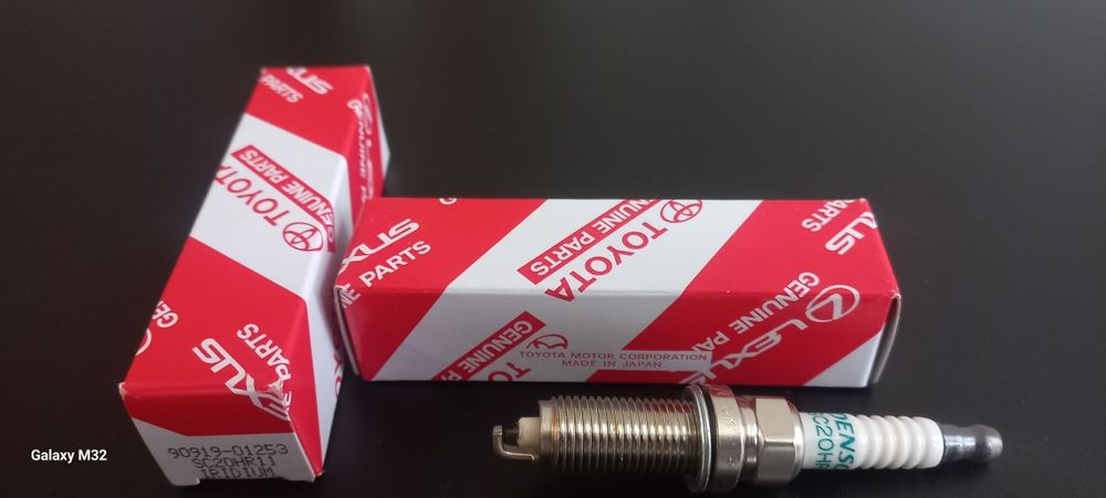 Іридієві свічки DENSO SC20HR11