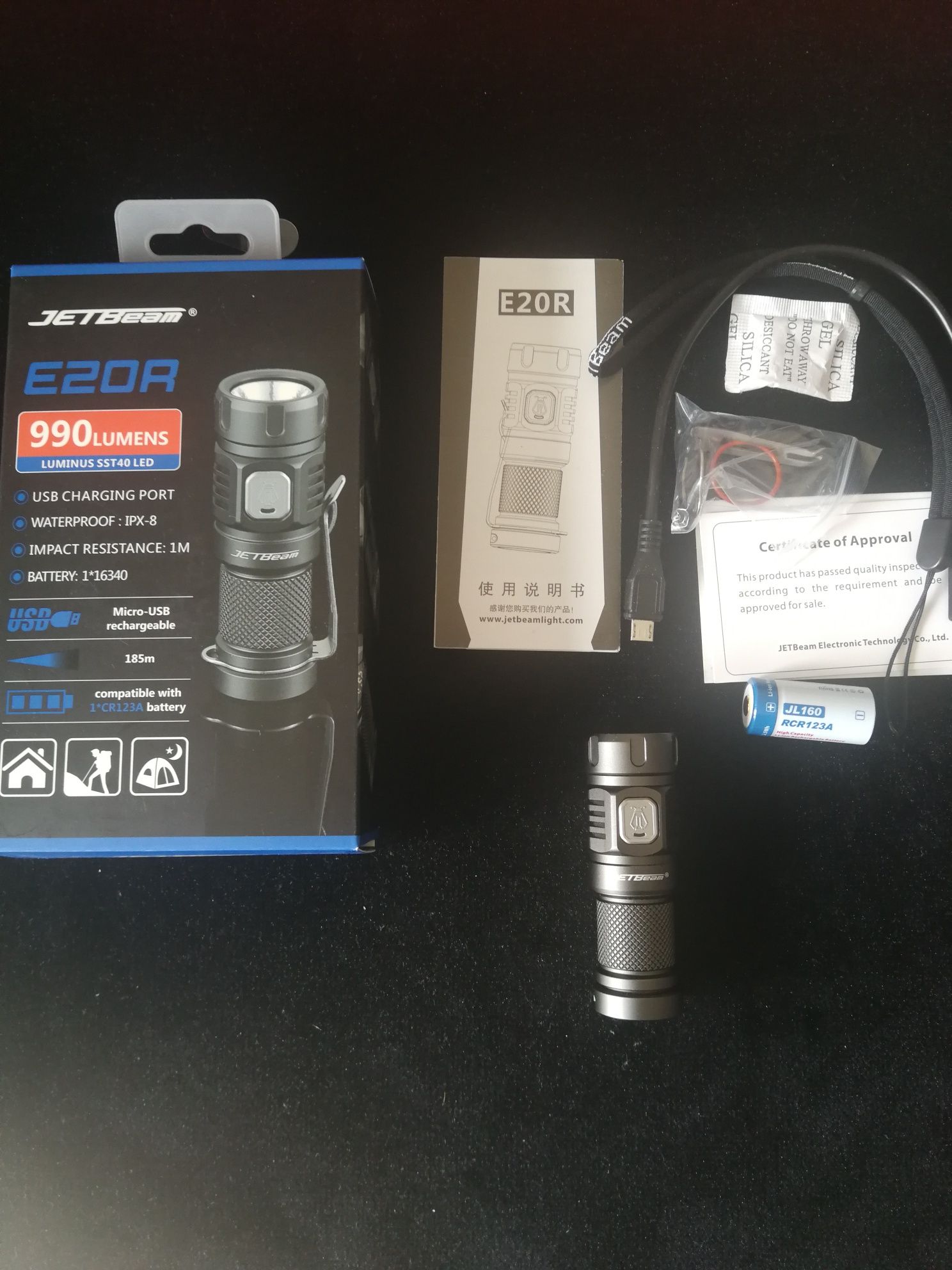Latarka taktyczna edc jetbeam 990lm