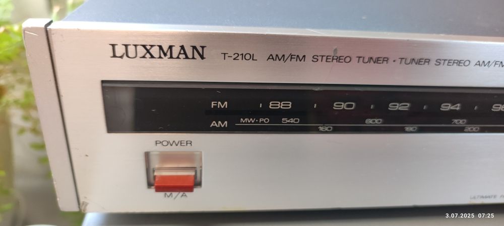 Luxman T210 . Prosty