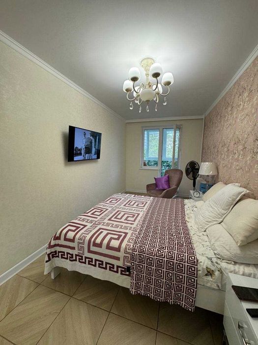 Продам великолепную  3-комн. квартиру /Крымский Бульвар/ 14- Школа