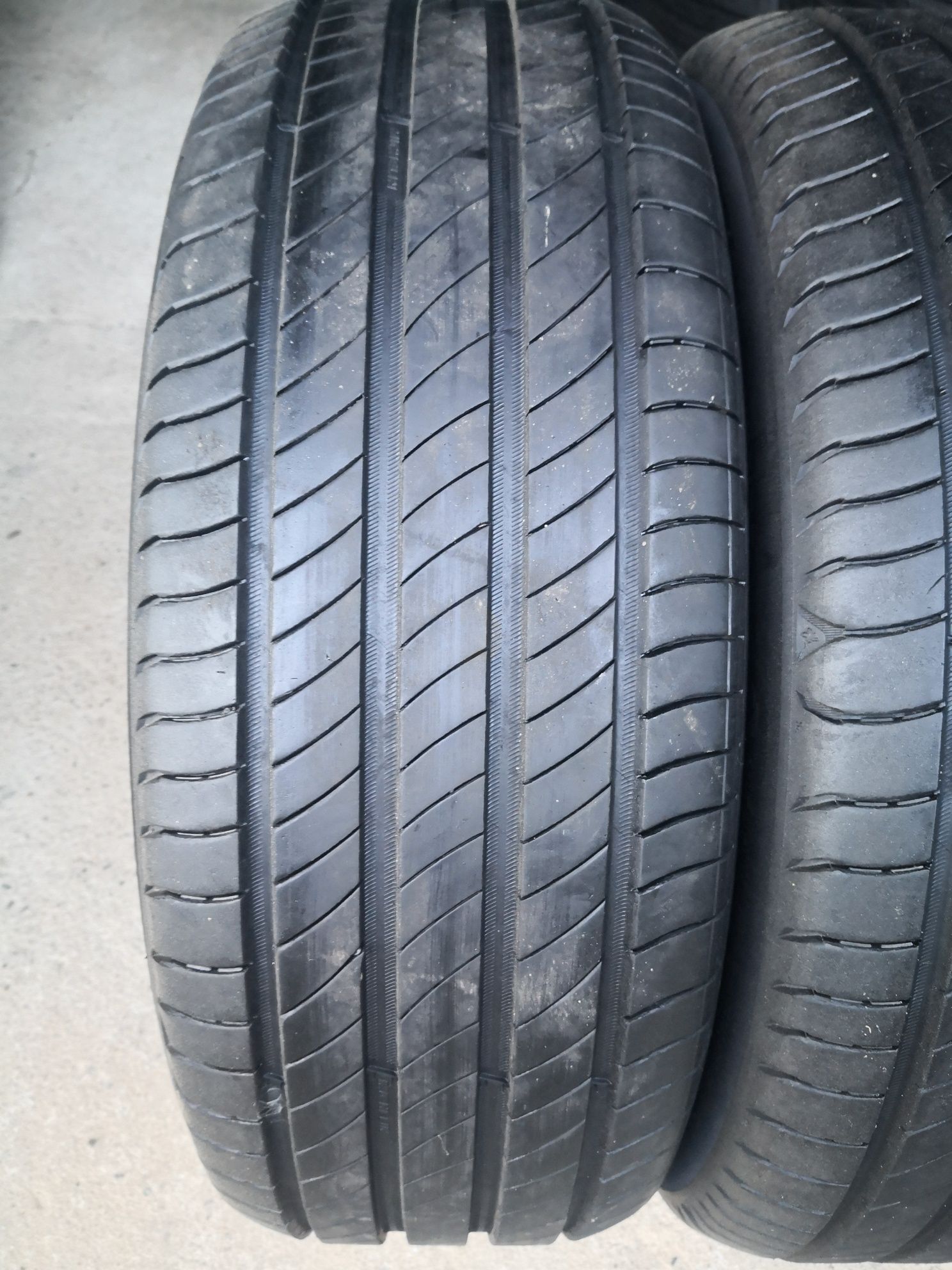 215/55r17 Michelin 2020  5.8mm lato