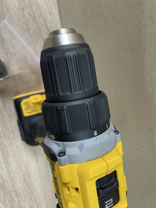 DeWalt DCD794/шурупокрут безщітковий деволт