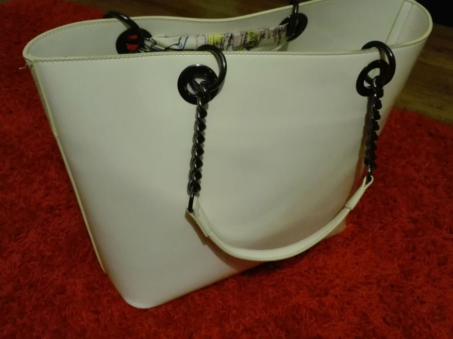 Mala Dkny