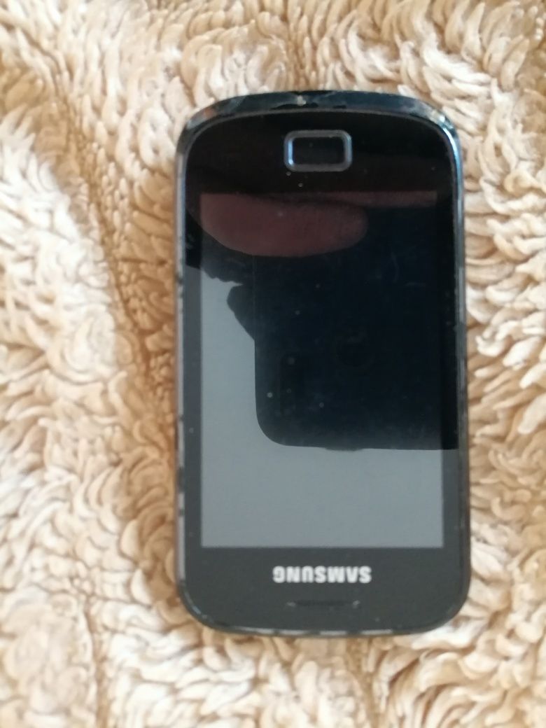 Witam posiadam na sprzedaż telefon komórkowy Marki Samsung GT_S6500