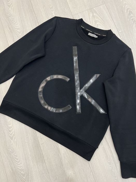 Женский свитшот Calvin Klein Jeans оригинал б/у