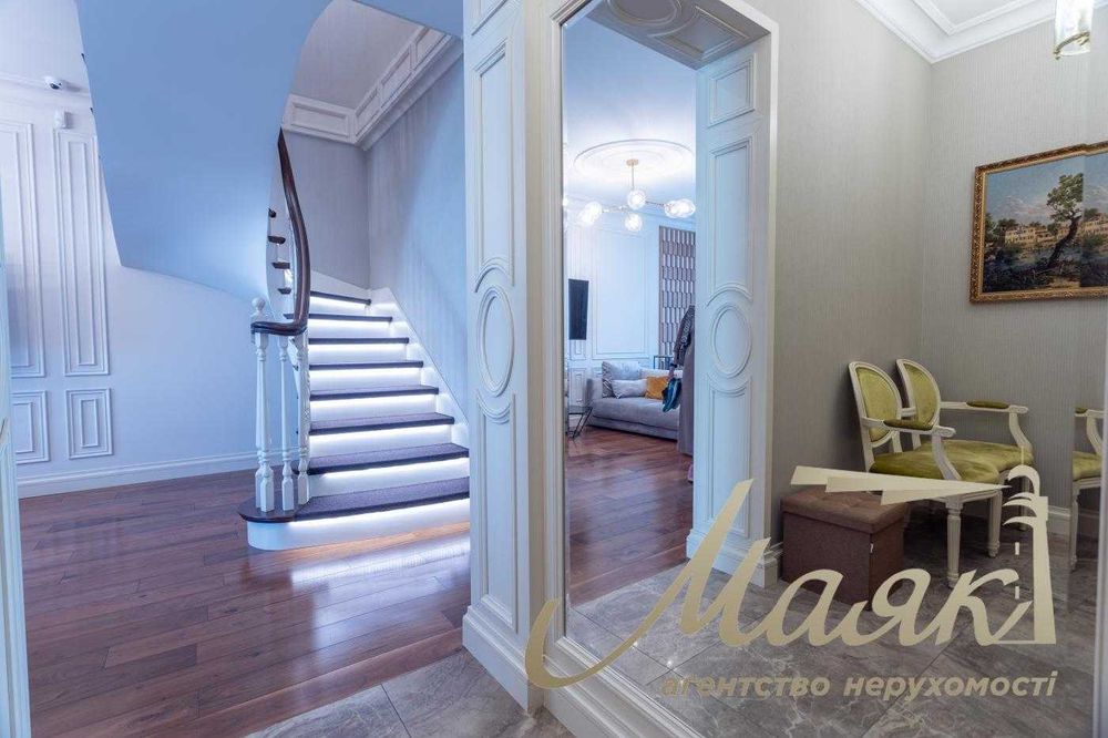 Продаж 3к квартири/пентхаус з ремонтом і паркомісцем, Печерськ