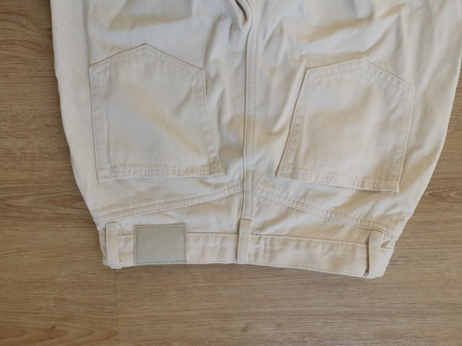 Calças de ganga brancas pull and bear novas