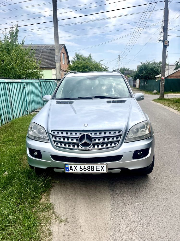 Продам Mercedes ML 350