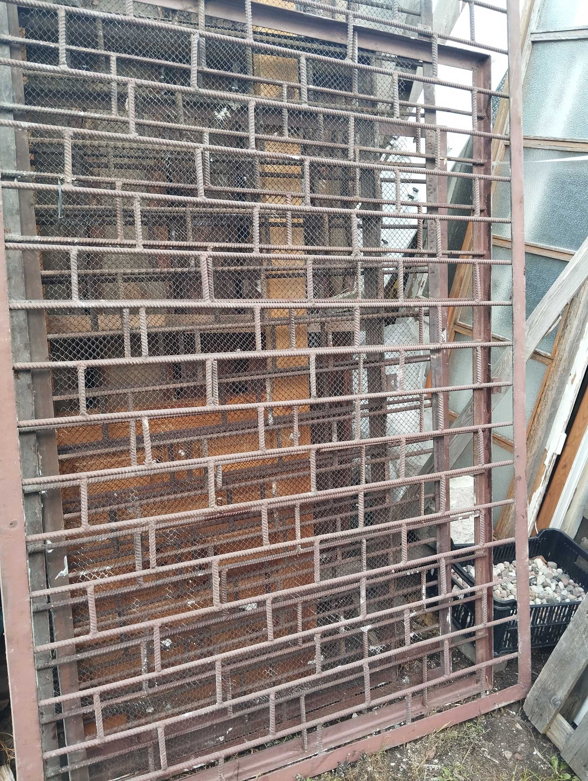 krata metalowa używana