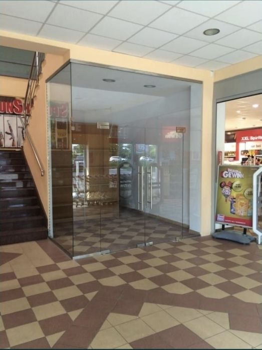Lokal do wynajęcia w budynku "Travel Free"