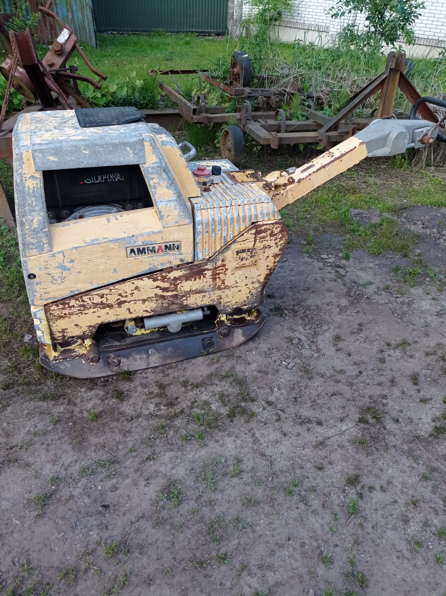Ammann Wacker bomag віброплита