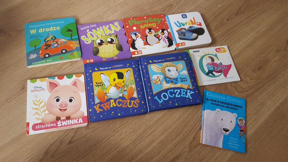 Zestaw książeczek 9 sztuk Loczek Kwaczuś zielona sowa disney