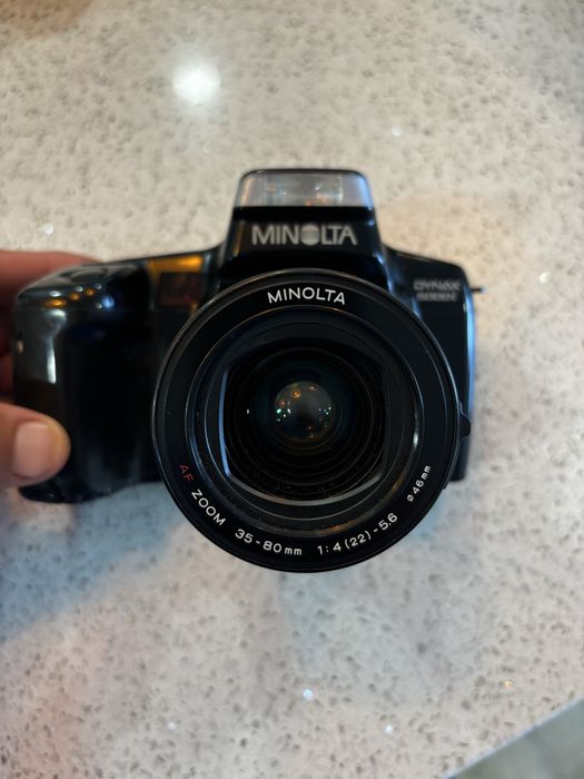 Maquina fotografica minolta a funcionar perfeitamente.. pode vir vela