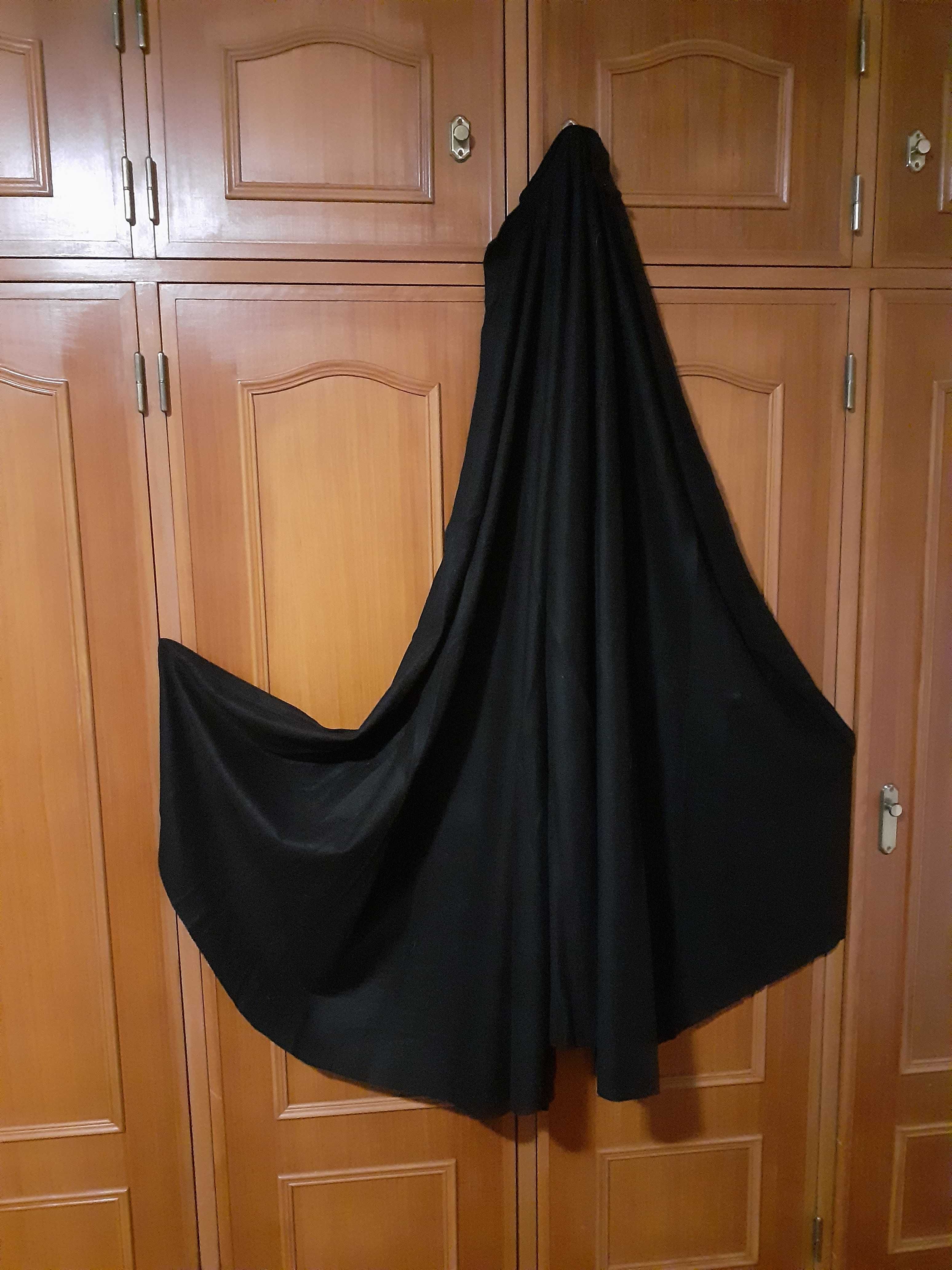 Traje Académico nº 36 Pouco Usado