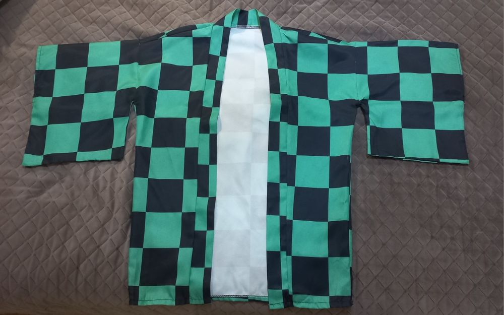 Косплей Танджиро Камадо. Клинок який знищує демонів.