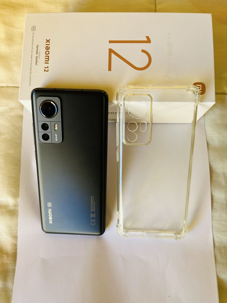 Xiaomi Redmi Note 12 128gb W/ Charger and cell phone cover