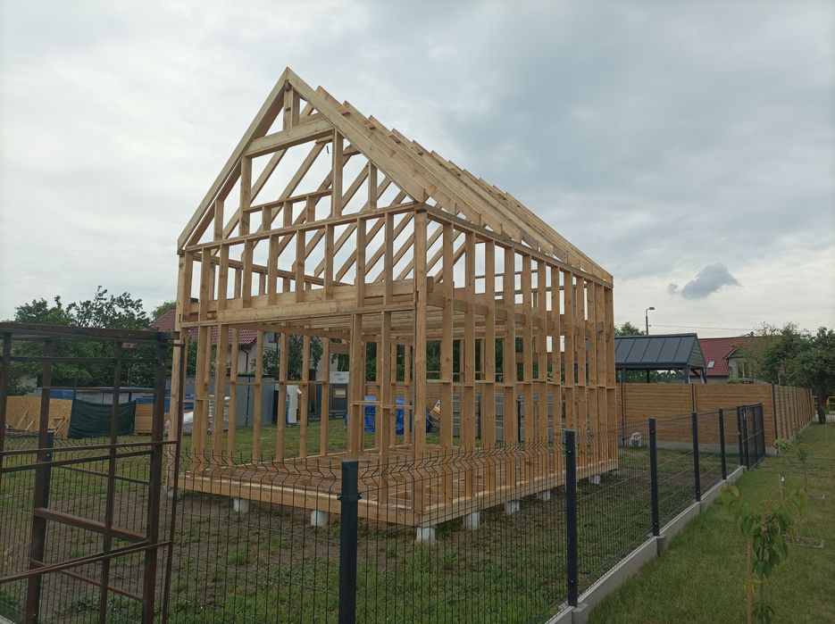 Konstrukcja Szkieletowa C24 Domku Letniskowego Całorocznego 35m2 + 35m